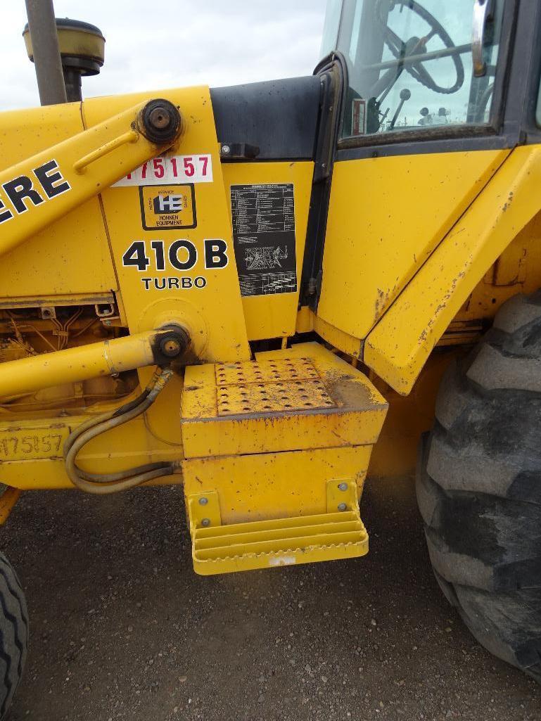 John Deere 410B Loader/ Backhoe, EROPS, Turbo, 16in Hoe Bucket, Hour Meter Reads: 4203, S/N: