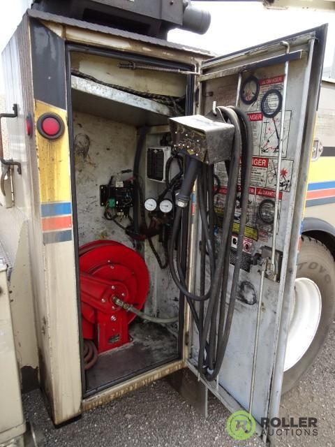 2000 PETERBILT 300 S/A Service Truck, Caterpillar 3126 Diesel, Eaton Fuller 10-Speed Transmission,