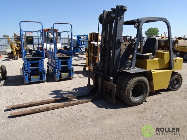 Caterpillar V80E Propane Forklift, 8000 LB Capacity, 144in Lift Height, 2-Stage Mast, Side Shift,