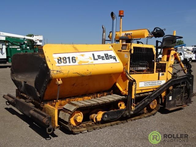 2004 Leeboy 8816T Crawler Asphalt Paver, Dual Controls, Cummins Diesel, 8.5-16' Extendable Screed,