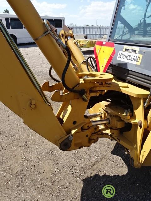 1998 New Holland 575E 4WD Loader/ Backhoe, Extendahoe, EROPS, 24in Hoe Bucket, County Unit, Hour