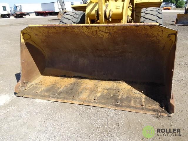 1995 Caterpillar 938F Wheel Loader, 20.5-R25 Tires, Extra Tire, Records, Books & Extra Filters