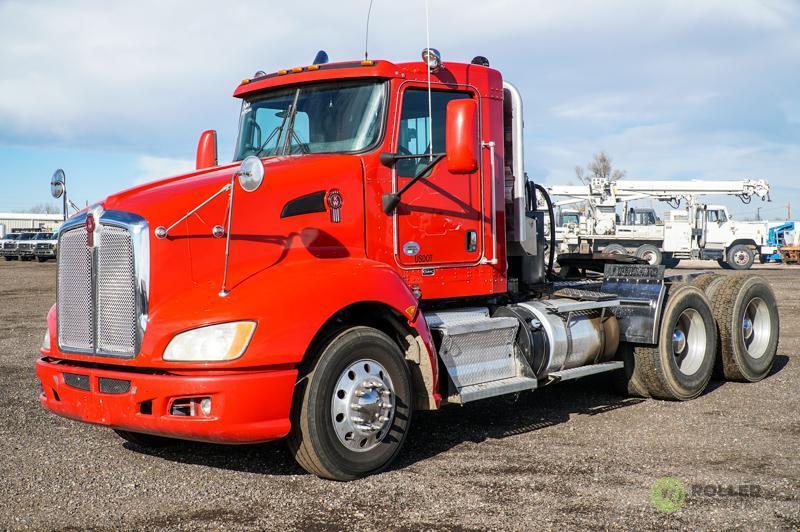 2013 KENWORTH T660 T/A Truck Tractor, Cummins ISX15-450ST Diesel, 450 HP, Engine Brake, 10-Speed