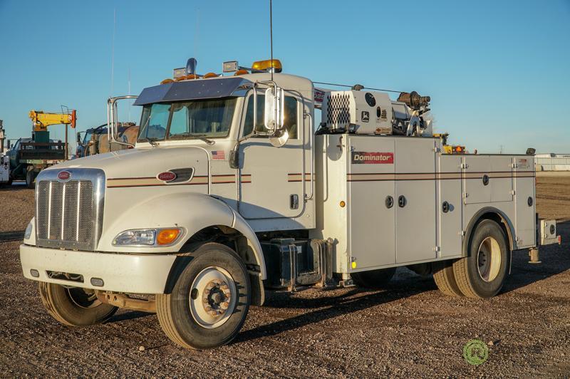 2007 PETERBILT 335 S/A Service Truck, Cummins ISC260 Diesel, 6-Speed Transmission, Spring