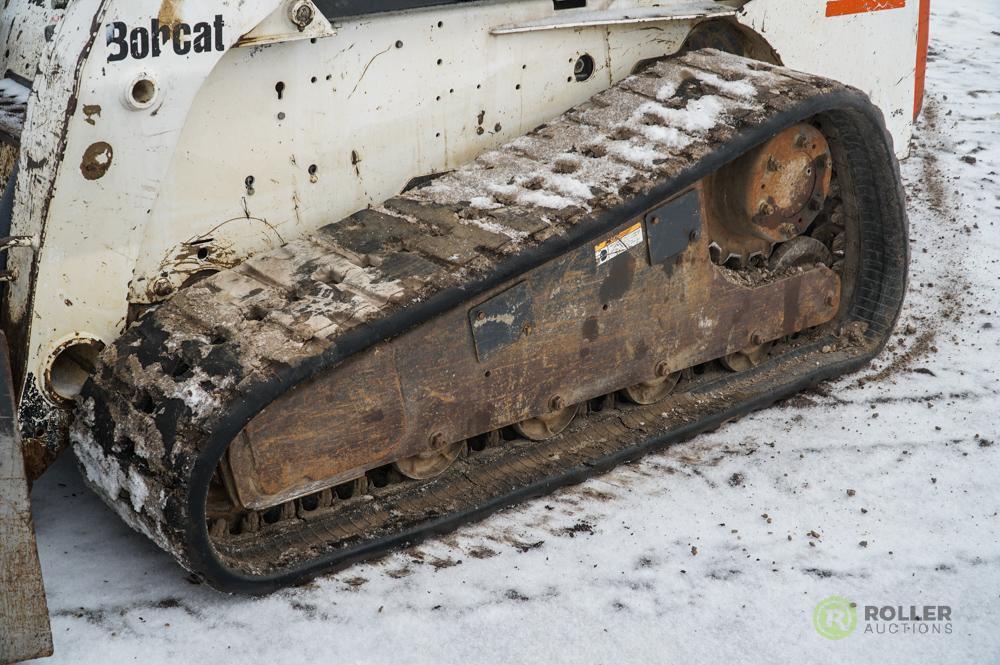 2005 Bobcat T300 Crawler Skid Steer Loader, Turbo, Auxiliary Hydraulics, 18in Rubber Tracks, 79in