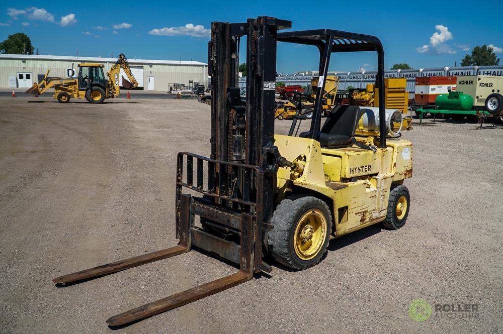 Hyster H50XL Propane Forklift, 4400 LB Capacity, 187in Lift Height, 3-Stage Mast, Side Shift,