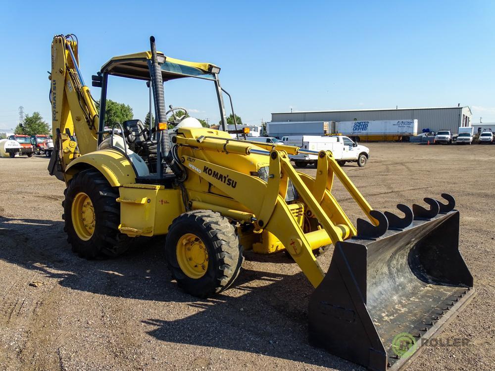 2000 Komatsu WB140-2 4WD Loader/Backhoe, Extendahoe, ROPS, 24in Hoe Bucket, Hour Meter Reads: 4860,