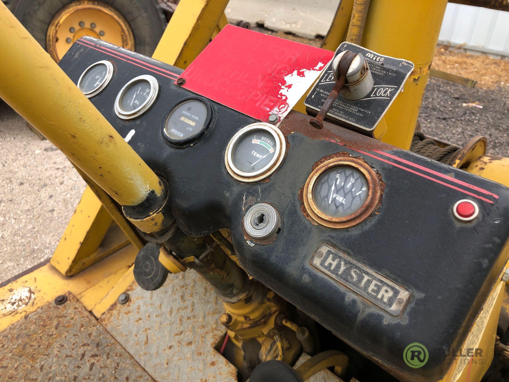 Hyster Karry Krane, 3-Wheel, Gas Engine, Not Running, Inoperable