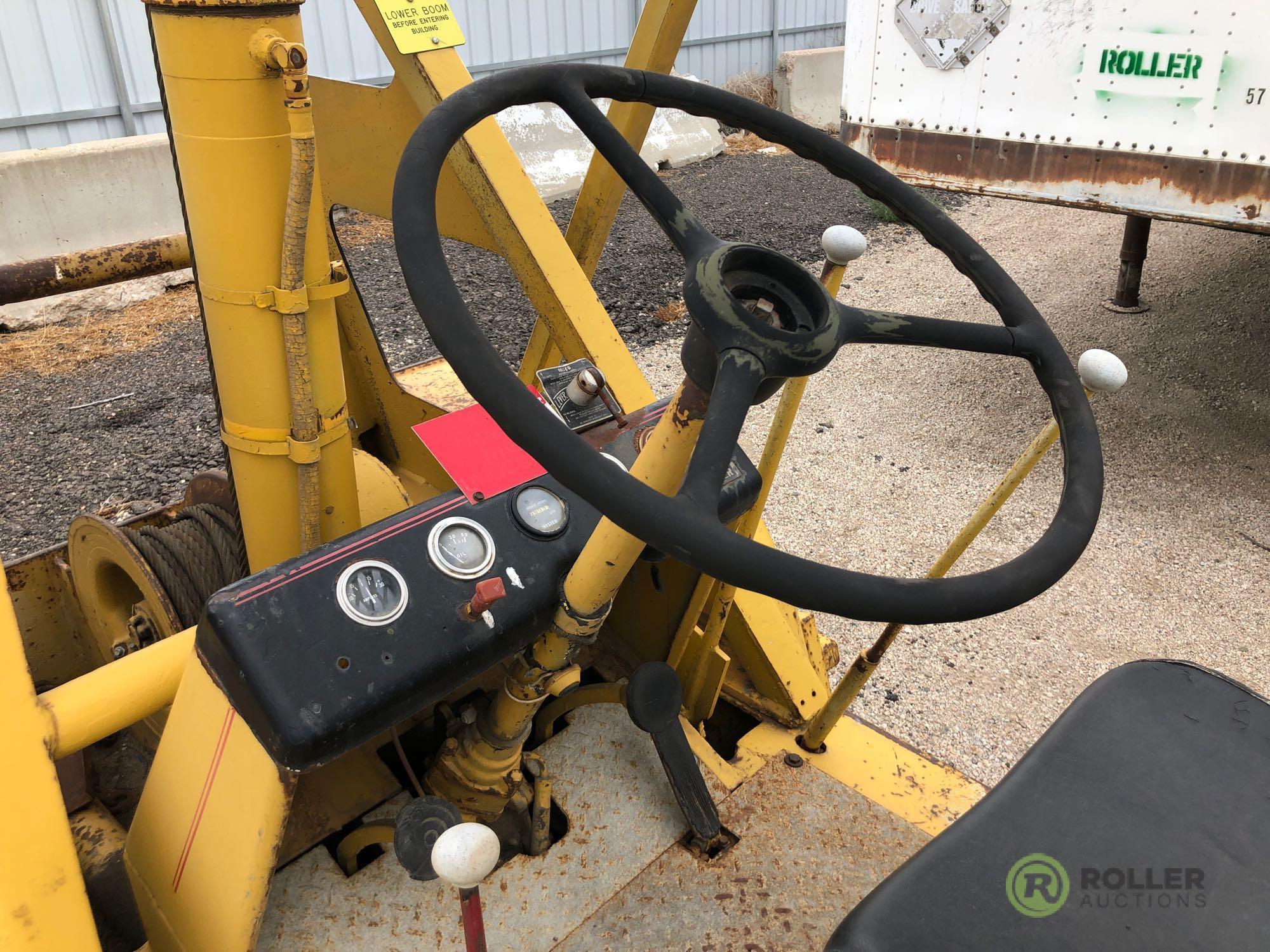 Hyster Karry Krane, 3-Wheel, Gas Engine, Not Running, Inoperable