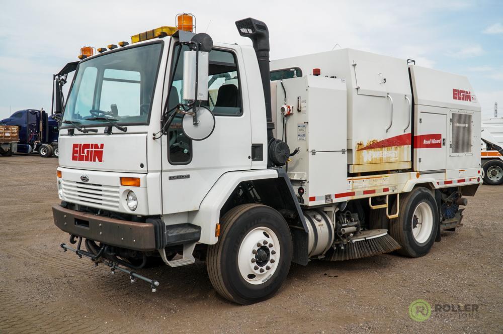 2007 ELGIN ROAD WIZARD Street Sweeper, Series W, Mounted on Sterling SC-8000 Chassis, Cummins Front