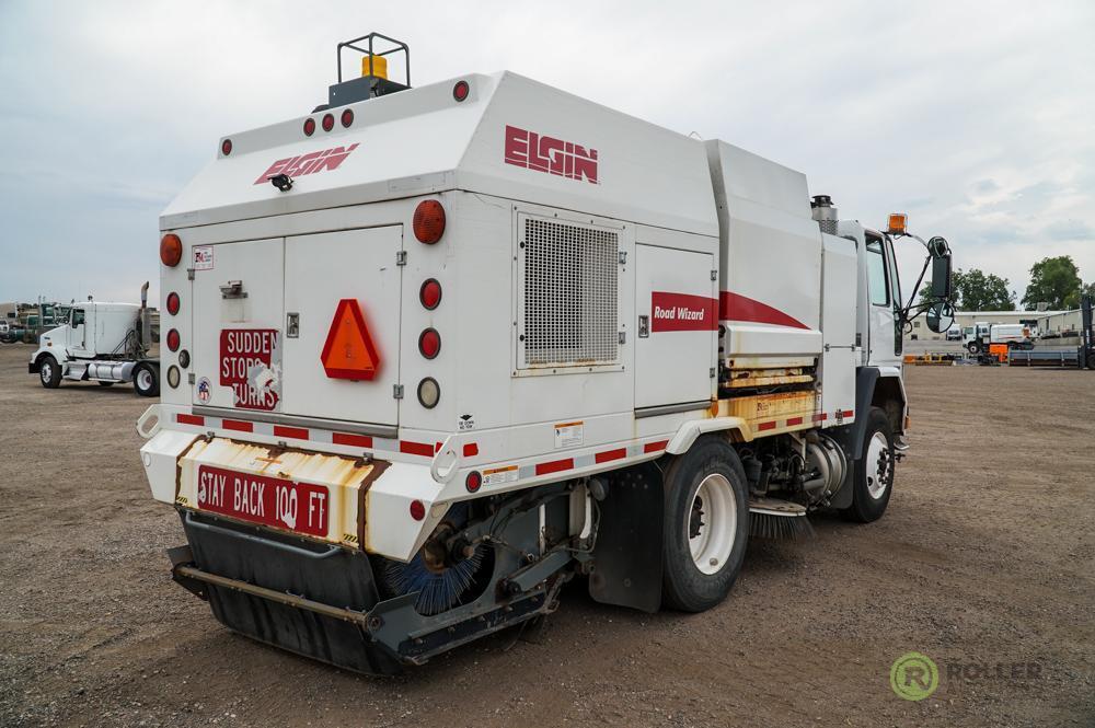 2007 ELGIN ROAD WIZARD Street Sweeper, Series W, Mounted on Sterling SC-8000 Chassis, Cummins Front