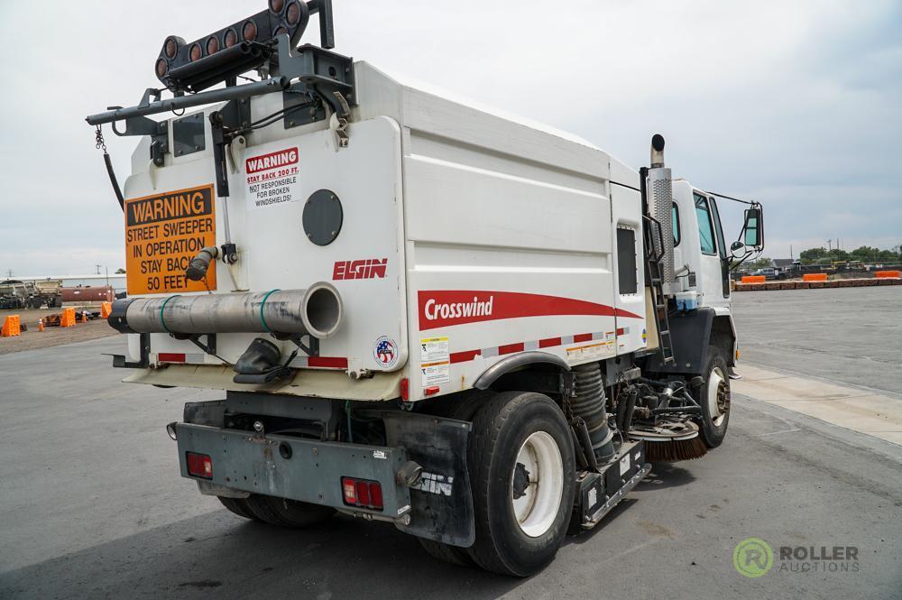 2005 ELGIN CROSSWIND Street Sweeper, Mounted On Sterling SC-8000 Chassis, Cummins Front Diesel, John