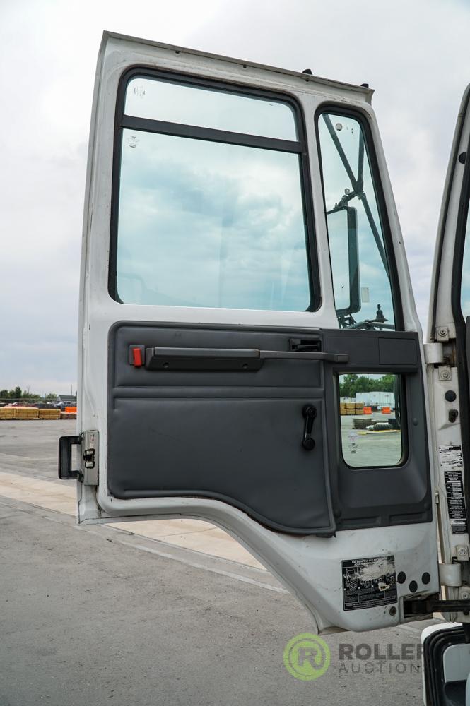 2005 ELGIN CROSSWIND Street Sweeper, Mounted On Sterling SC-8000 Chassis, Cummins Front Diesel, John