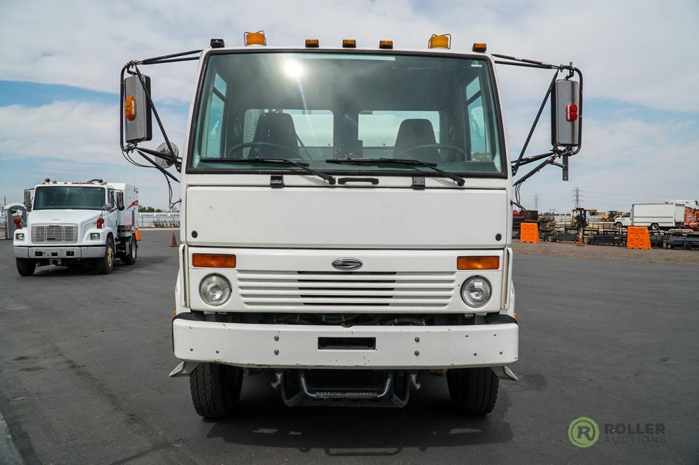 2005 ELGIN CROSSWIND Street Sweeper, Mounted On Sterling SC-8000 Chassis, Cummins Front Diesel, John