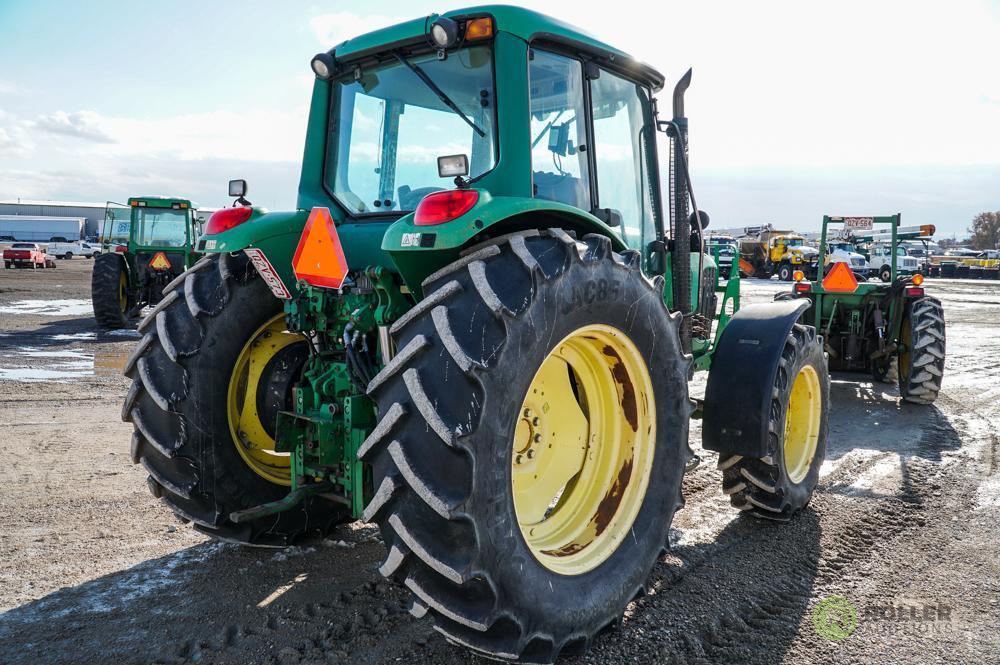 2001 John Deere 6420 4WD Agricultural Tractor, Enclosed Cab w/ Heat & A/C, PTO, 3-Pt, Rear & Side