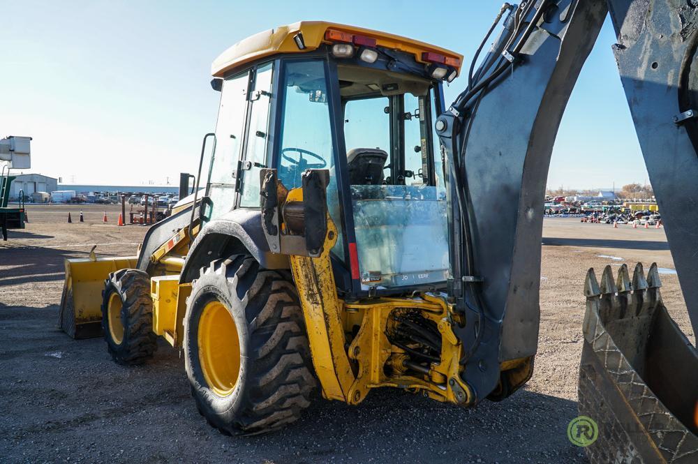 2002 John Deere 310SG 4WD Loader/Backhoe, Extendahoe, Auxiliary Hydraulics, EROPS, 24in Hoe Bucket,