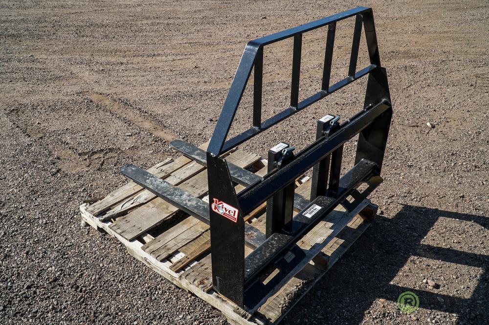 New Kival 42in Pallet Fork Attachment To Fit Skid Steer Loader, 3500 LB Capacity