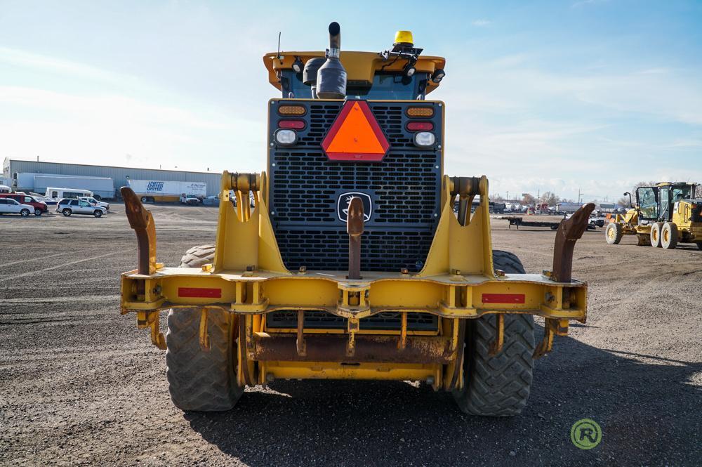 2008 JOHN DEERE 672D 6WD Motor Grader, Rear Ripper, 14' Moldboard, Accumulators, Henke Front Lift