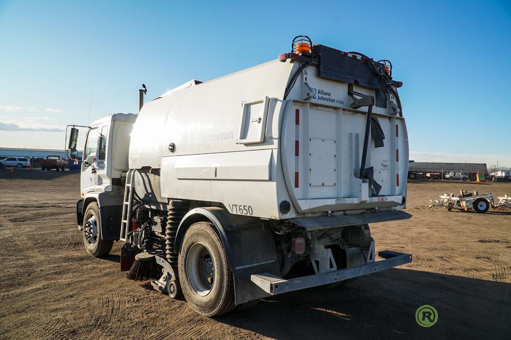 2008 ALLIANZ JOHNSTON VT650 Street Sweeper, Mounted on Isuzu Chassis, Diesel, Dual Gutter Brooms,