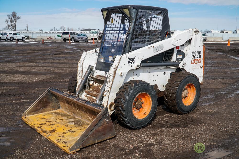 2005 BOBCAT S220 Skid Steer Loader, Auxiliary Hydraulics, 72in Bucket, 12-16.5 Tires, Hour Meter