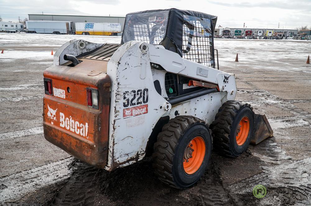 2005 BOBCAT S220 Skid Steer Loader, Auxiliary Hydraulics, 72in Bucket, 12-16.5 Tires, Hour Meter