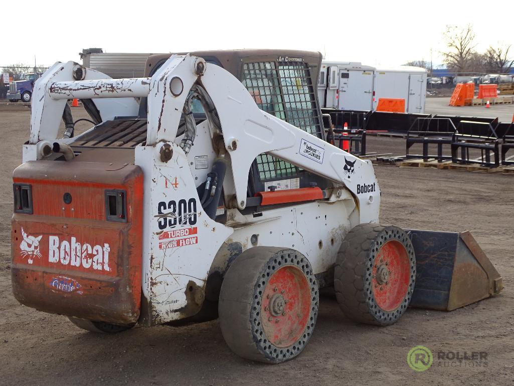 2004 BOBCAT S300 Skid Steer Loader, High Flow, Turbo, 78in Bucket, 48in Forks, Solid Tires, Hour