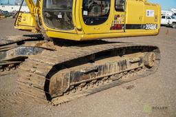 2006 JOHN DEERE 200LC Hydraulic Excavator, 32in Bucket w/ Thumb, 27in TBG, Hour Meter Reads:4683,