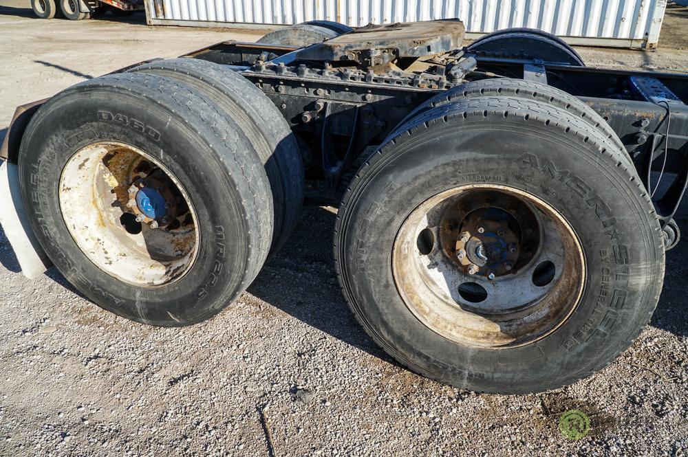 2006 INTL 8600 T/A Truck Tractor, Cummins ISX, 10-Speed, 4-Bag Air Ride Suspension, 172in Wheel