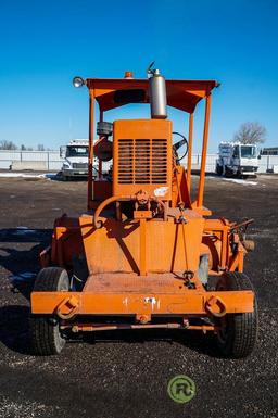 Ride-On Sweeper, 4-Cylinder Diesel, 80in Broom, Hour Meter Reads:3454