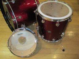 5 pc Pacific Drum Set with 3 misc stands Will Not Be Shipped con 12