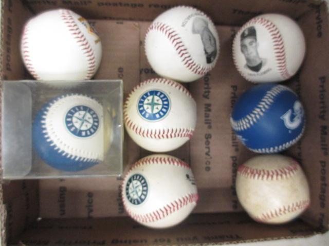 Seven Seattle Mariners  Baseballs - con 757