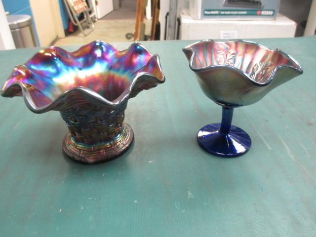 Two Carnival Glass Pieces con 635