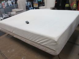 Tempur Pedic Queen Size Adjustable Bed w/remote, Works Will Not Be Shipped con 636