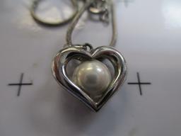 Vintage Sterling Silver Heart Necklace - con 672
