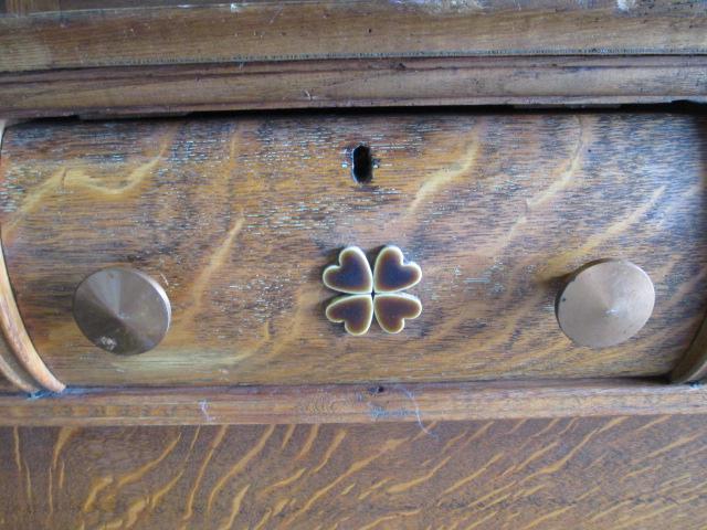 Vintage Oak Buffet with Mirror - 80x50x23 - Will not be shipped - con 726