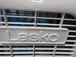 Lasko-Air Flex 2-in-1 Box Fan/Air Purifier - FF305 - New Filter - New- will not ship - con 1030