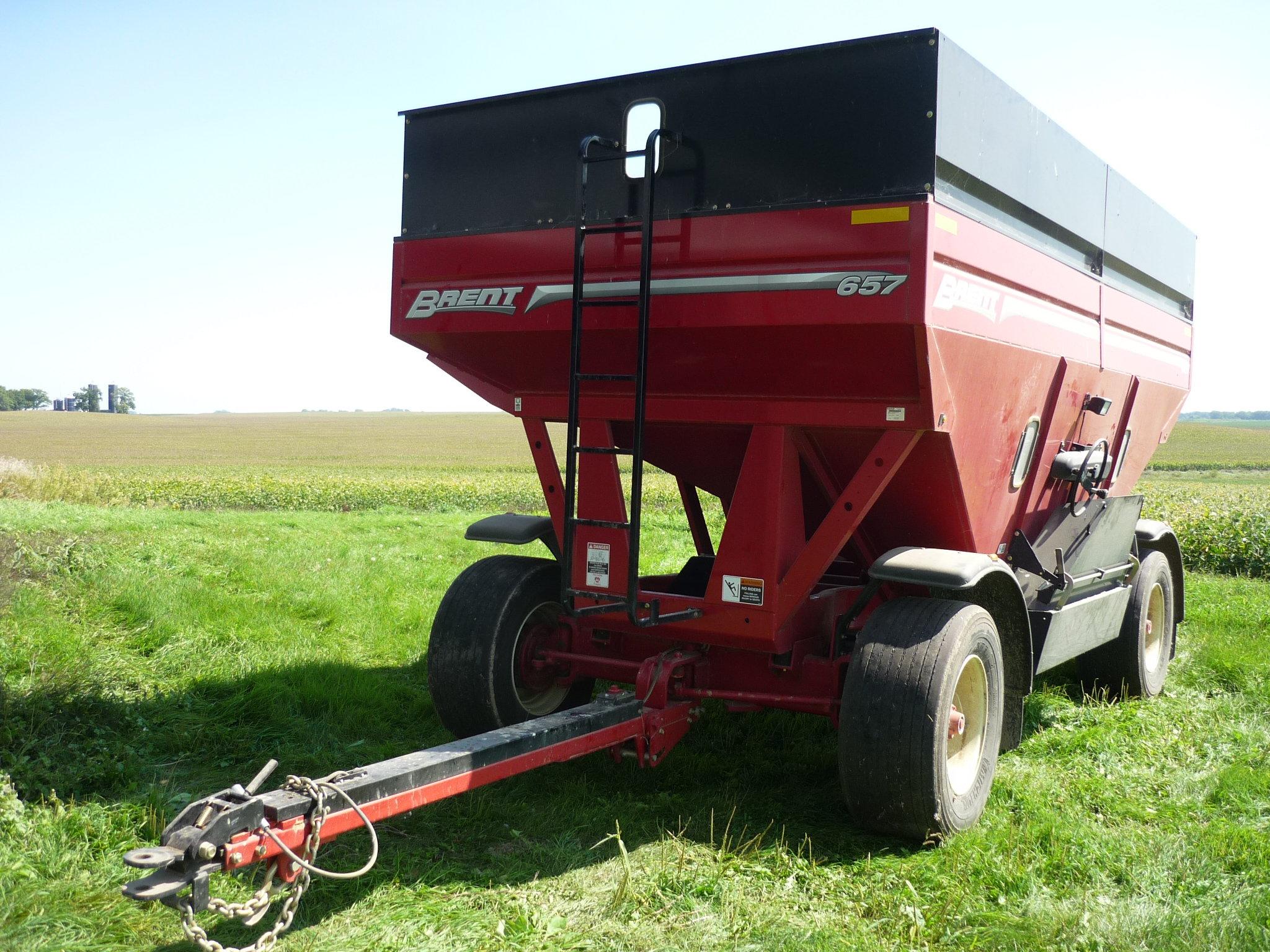 2013 Brent 657 Gravity Wagon