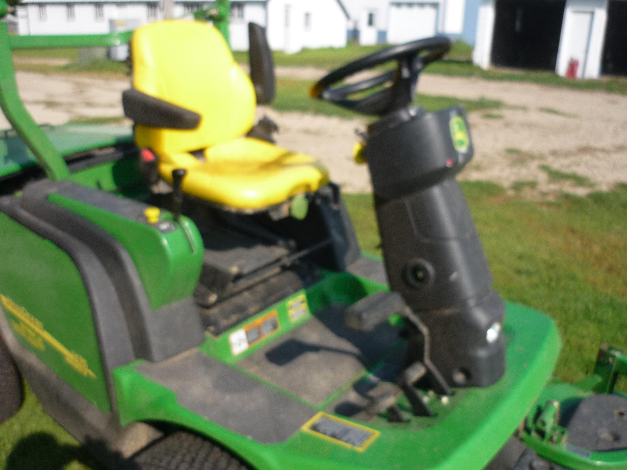 2007 John Deere 1435 Lawnmower