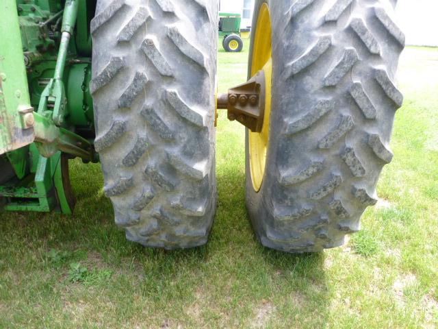 John Deere 4640 Tractor