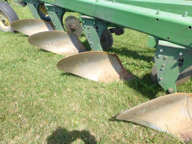 JD 1350-1450 4-16” Trip Plow