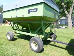 Parker 2600 400 bu. Gravity Wagon on 12 ton gear