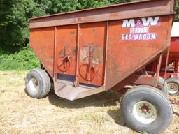 M&W 400 Gravity Wagon