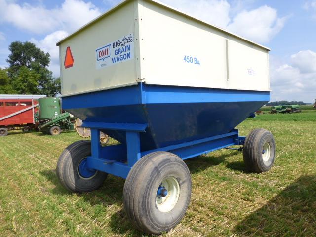 DMI 450 Center Dump Gravity Wagon