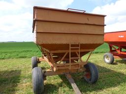 Minn 250 Gravity Wagon