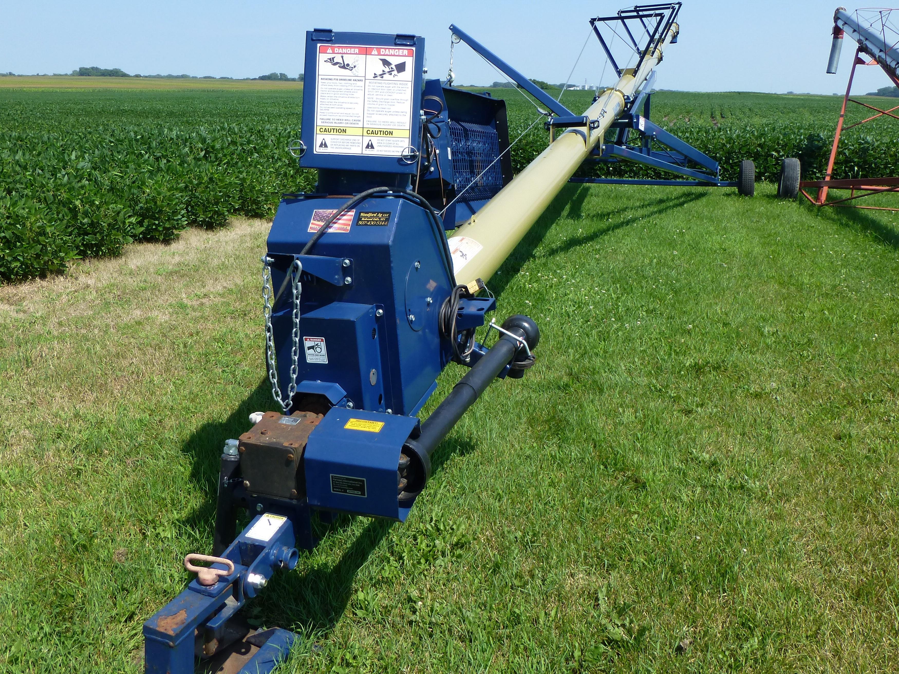 Harvest International H1072 Auger