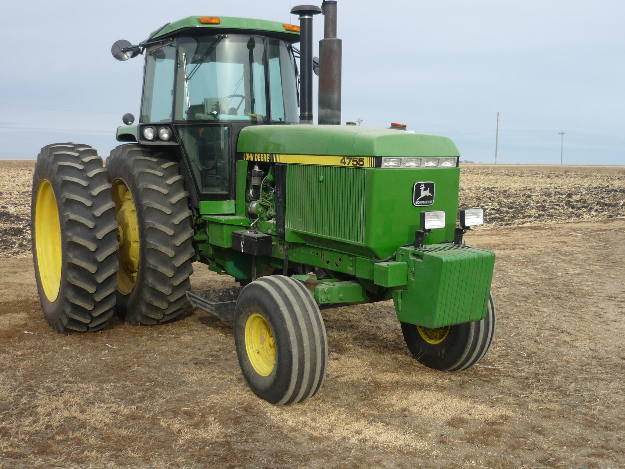 John Deere 4755 Tractor