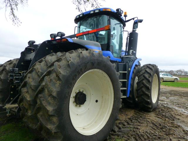 New Holland T9 450 HD 4wd Tractor