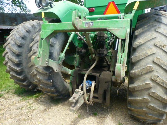 John Deere 8450 4WD Tractor