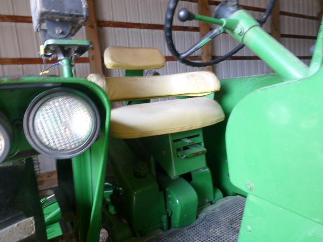 John Deere 3010 Tractor