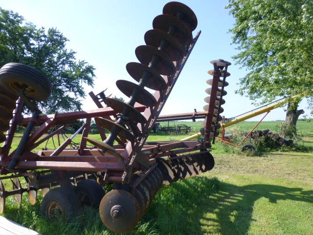 IH 490 24' Tandem Disc